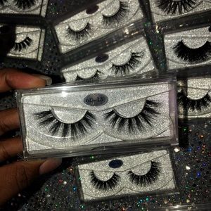 Boujie Mink Lashes💋 3D & 25mm